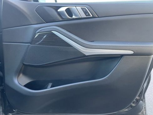 Used 2019 BMW X5 xDrive40i w/ Premium Package 2 image 28