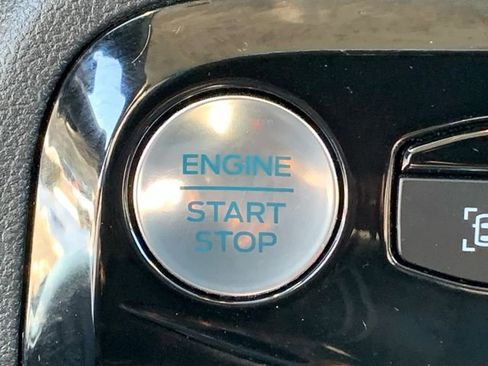 Used 2024 Ford Escape Platinum image 34