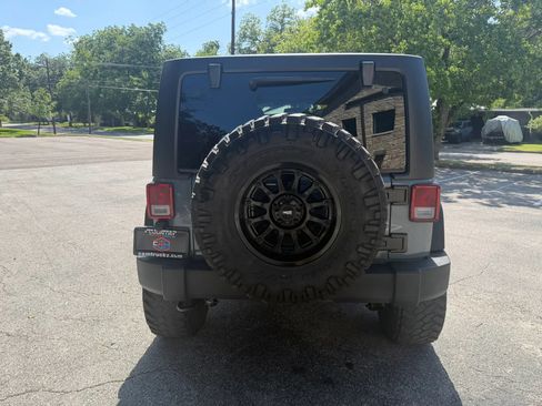 Used 2014 Jeep Wrangler Unlimited Sport w/ Quick Order Package 24S AWD/4WD image 6