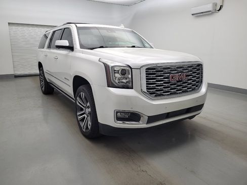 Used 2018 GMC Yukon XL Denali w/ Denali Ultimate Package RWD image 13