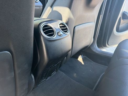 Used 2020 Mercedes-Benz GLC 300 4MATIC image 59