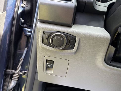 Used 2018 Ford F150 XLT AWD/4WD image 14