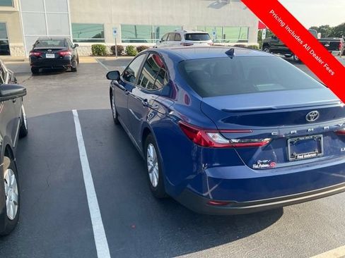 Used 2025 Toyota Camry LE w/ Convenience Package FWD image 7