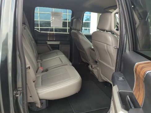 Used 2018 Ford F150 Lariat image 18