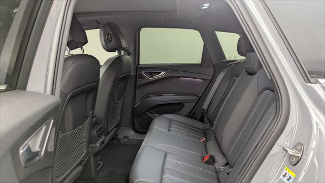 Used 2023 Audi Q4 e-tron Premium Plus w/ Premium Plus RWD image 17
