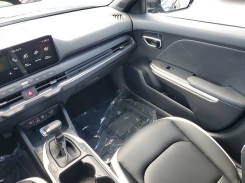 New 2026 Kia K4 EX w/ GT-Line Sunroof Package FWD image 28