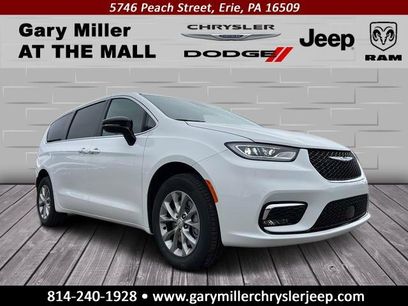 New 2026 Chrysler Pacifica Limited