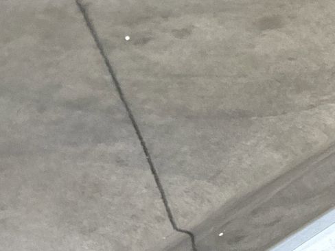 Used 2010 Ford Edge SE image 31