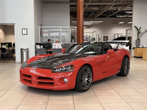 Used 2003 Dodge Viper SRT-10 RWD image 1