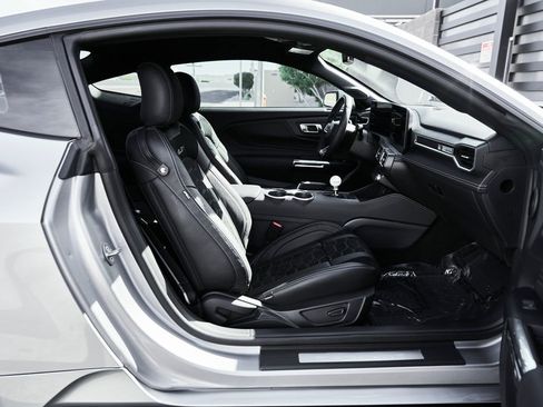 Used 2025 Ford Mustang GT Premium w/ GT Performance Package image 37