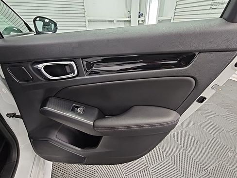 Used 2024 Honda Civic Touring image 37