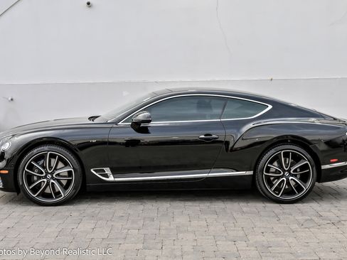 Certified 2022 Bentley Continental GT image 9