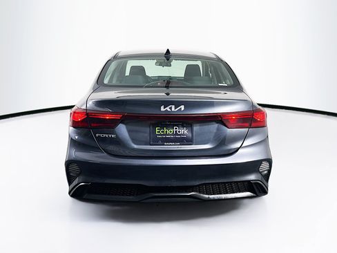 Used 2023 Kia Forte LXS FWD image 7