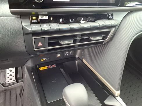 New 2026 Toyota Camry SE image 14