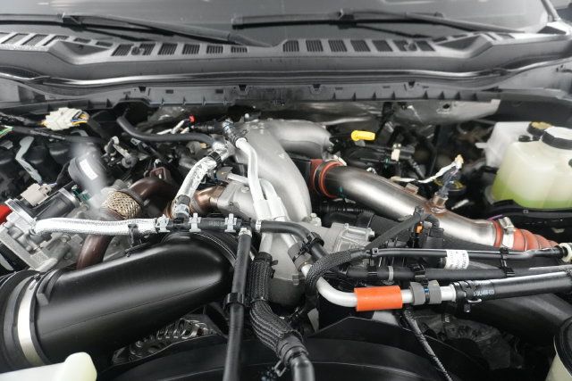 Used 2024 Ford F450 Platinum w/ FX4 Off-Road Package AWD/4WD image 39