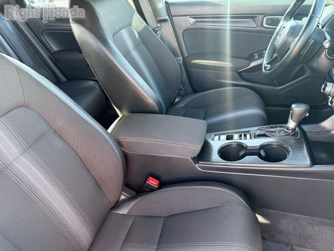 Certified 2025 Honda Civic Sport image 30