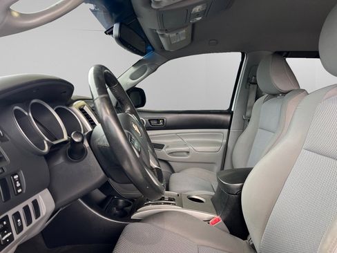 Used 2012 Toyota Tacoma PreRunner image 23