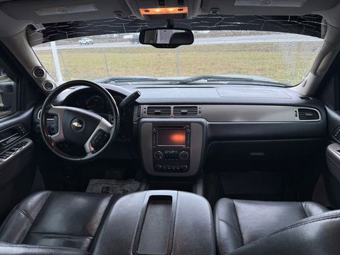 Used 2013 Chevrolet Silverado 2500 LTZ w/ LTZ Plus Package image 17