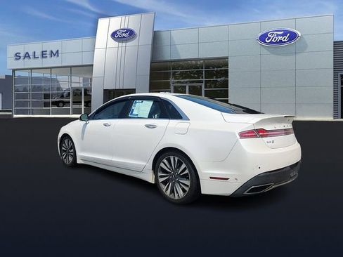 Used 2019 Lincoln MKZ Reserve AWD/4WD image 5