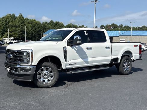 New 2026 Ford F250 Lariat w/ Lariat Premium Package AWD/4WD image 2