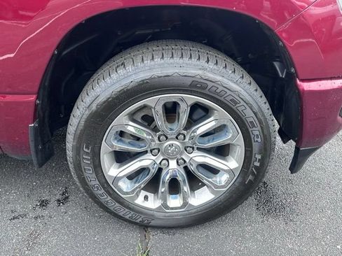 Used 2023 RAM 1500 Laramie AWD/4WD image 12