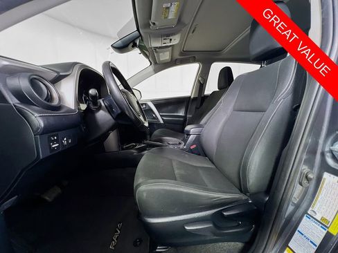 Used 2017 Toyota RAV4 XLE w/ Convenience Package image 19