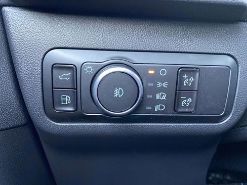 New 2025 Ford Escape SE w/ PHEV Premium Package image 31