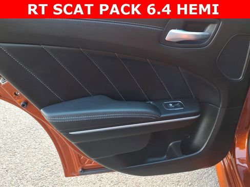 Used 2023 Dodge Charger Scat Pack w/ Dynamics Package image 7