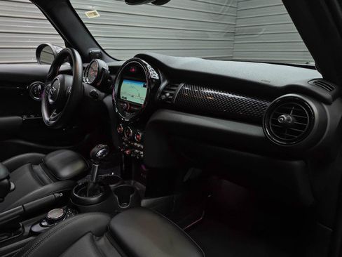 Used 2018 MINI Cooper S FWD image 13