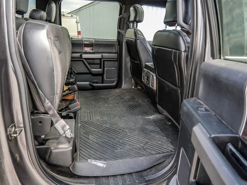 Used 2015 Ford F150 Platinum w/ Equipment Group 701A Luxury image 21