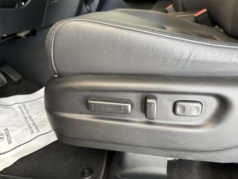 Used 2023 Honda Passport EX-L image 14