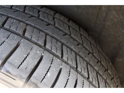 Used 2021 Jeep Grand Cherokee Laredo X image 30