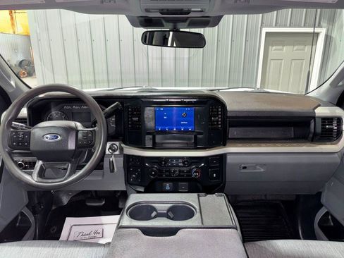 Used 2023 Ford F250 XL w/ FX4 Off-Road Package AWD/4WD image 17