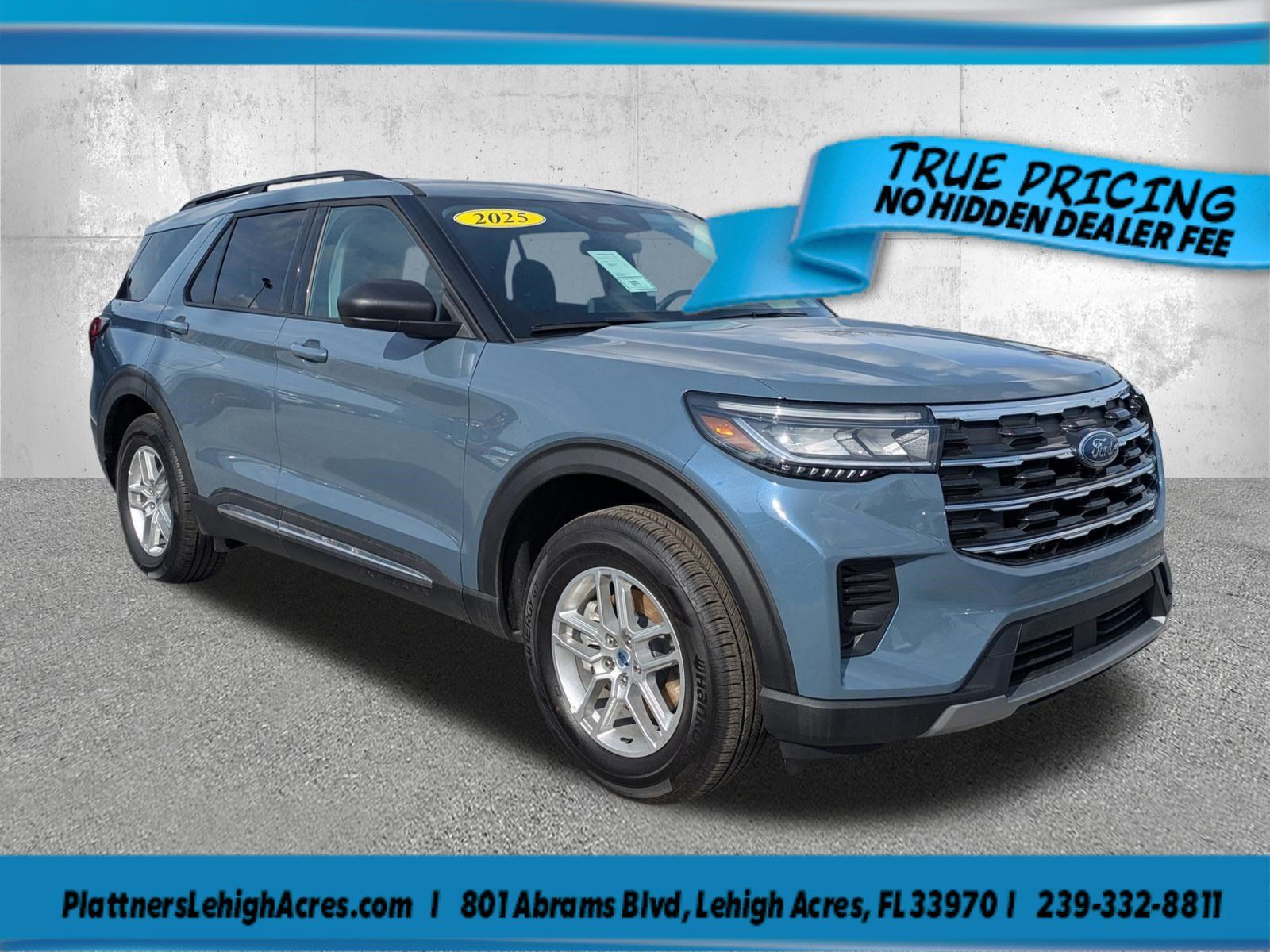 Used 2025 Ford Explorer Active RWD image 1