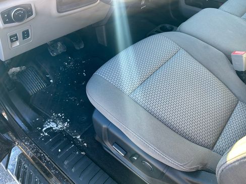 Used 2018 Ford F150 XLT w/ Equipment Group 302A Luxury image 10