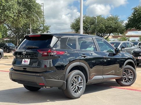 New 2026 Nissan Rogue S FWD image 4