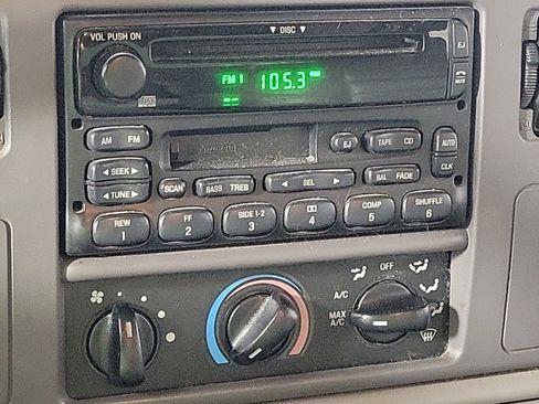 Used 2001 Ford F350 XL image 25