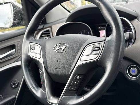 Used 2017 Hyundai Santa Fe Sport w/ 2.4L Tech Package 04 AWD/4WD image 11