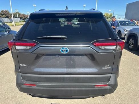 Used 2024 Toyota RAV4 LE AWD/4WD image 2