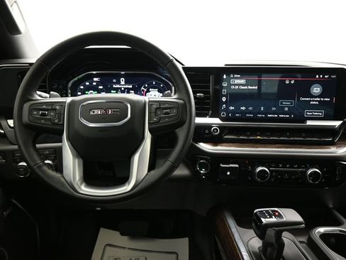 Used 2025 GMC Sierra 1500 Elevation AWD/4WD image 15
