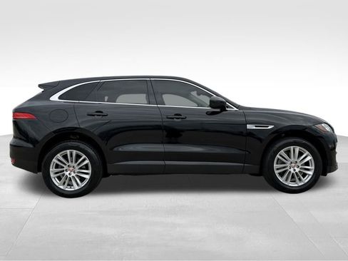 Used 2020 Jaguar F-PACE Prestige image 2