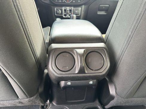 Used 2020 Jeep Gladiator Sport w/ Quick Order Package 24S AWD/4WD image 20