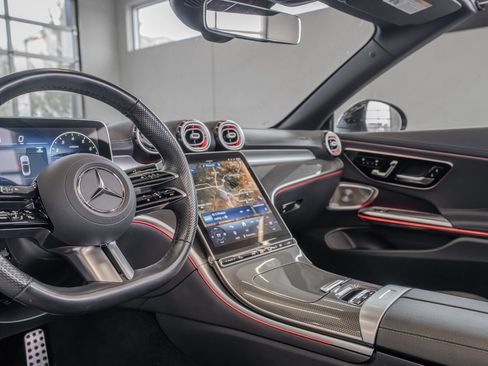 Used 2025 Mercedes-Benz CLE 300 4MATIC Cabriolet image 6