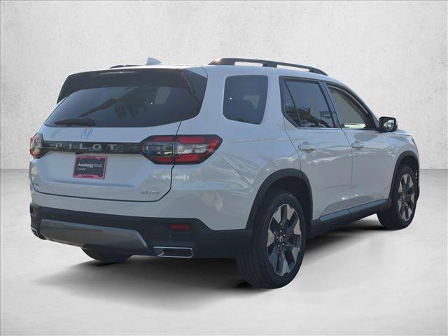 New 2026 Honda Pilot Elite image 2