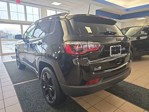 Used 2019 Jeep Compass Altitude image 4