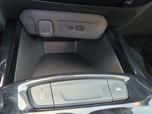Certified 2025 Chevrolet Trax ACTIV w/ Driver Confidence Package FWD image 16