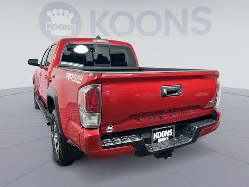 Used 2021 Toyota Tacoma TRD Off-Road w/ Technology Package image 4
