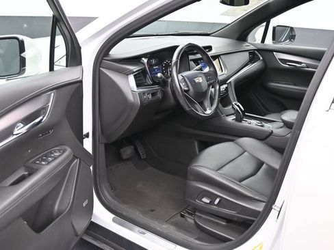Used 2021 Cadillac XT6 Luxury FWD image 11