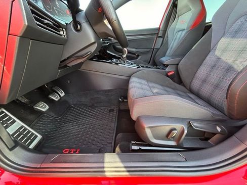 Used 2023 Volkswagen GTI 40th Anniversary Edition image 27