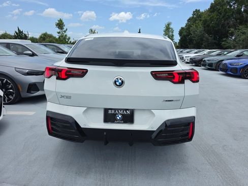 New 2026 BMW X2 xDrive28i w/ M Sport Package AWD/4WD image 5